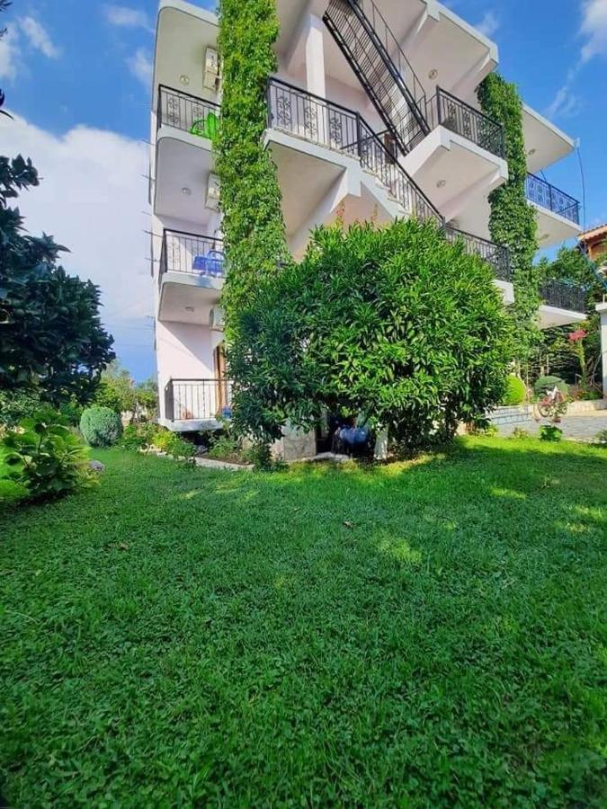 Green Apartments Ksamil Buitenkant foto